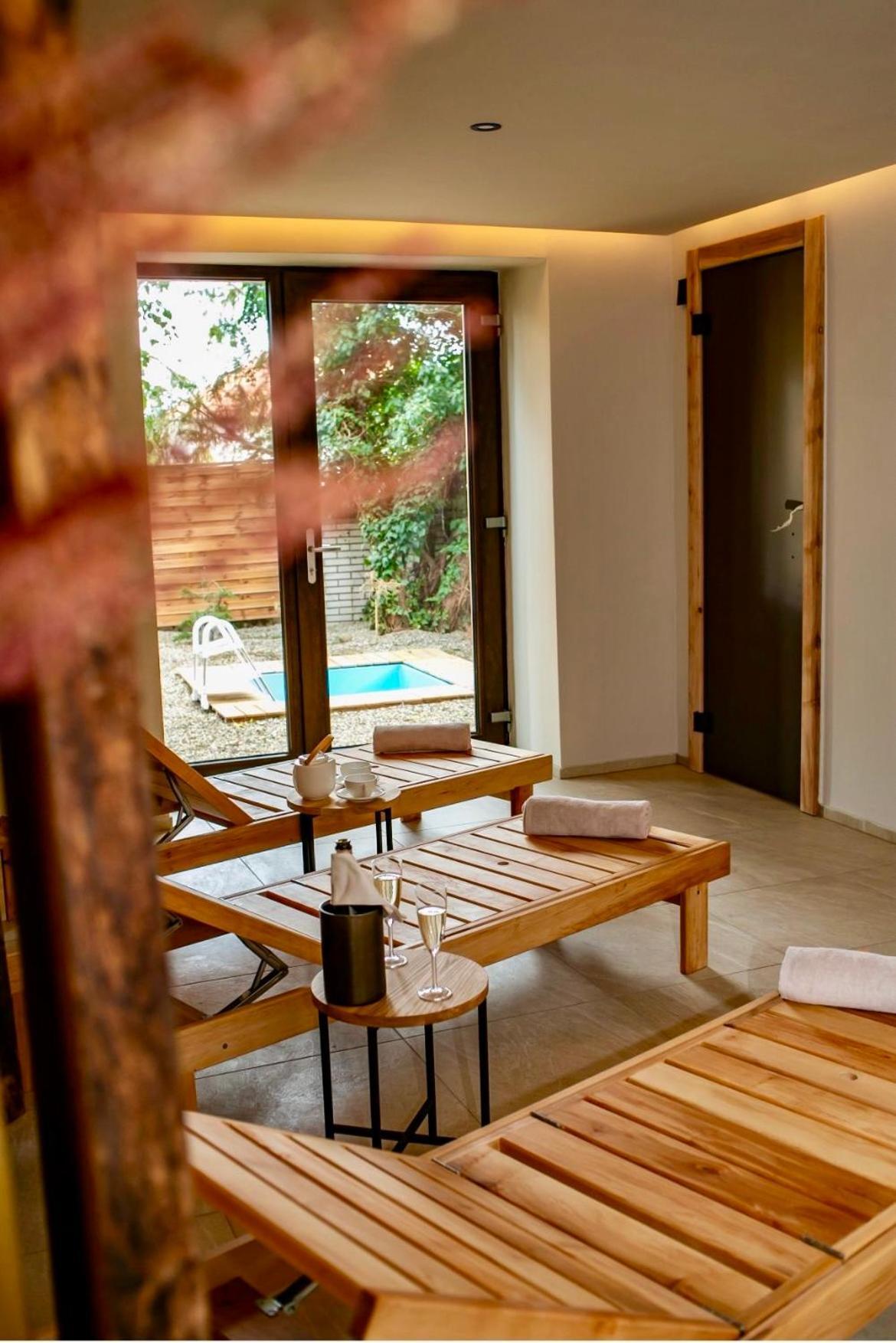 Golden Golem Hotel & Spa Prague Ngoại thất bức ảnh