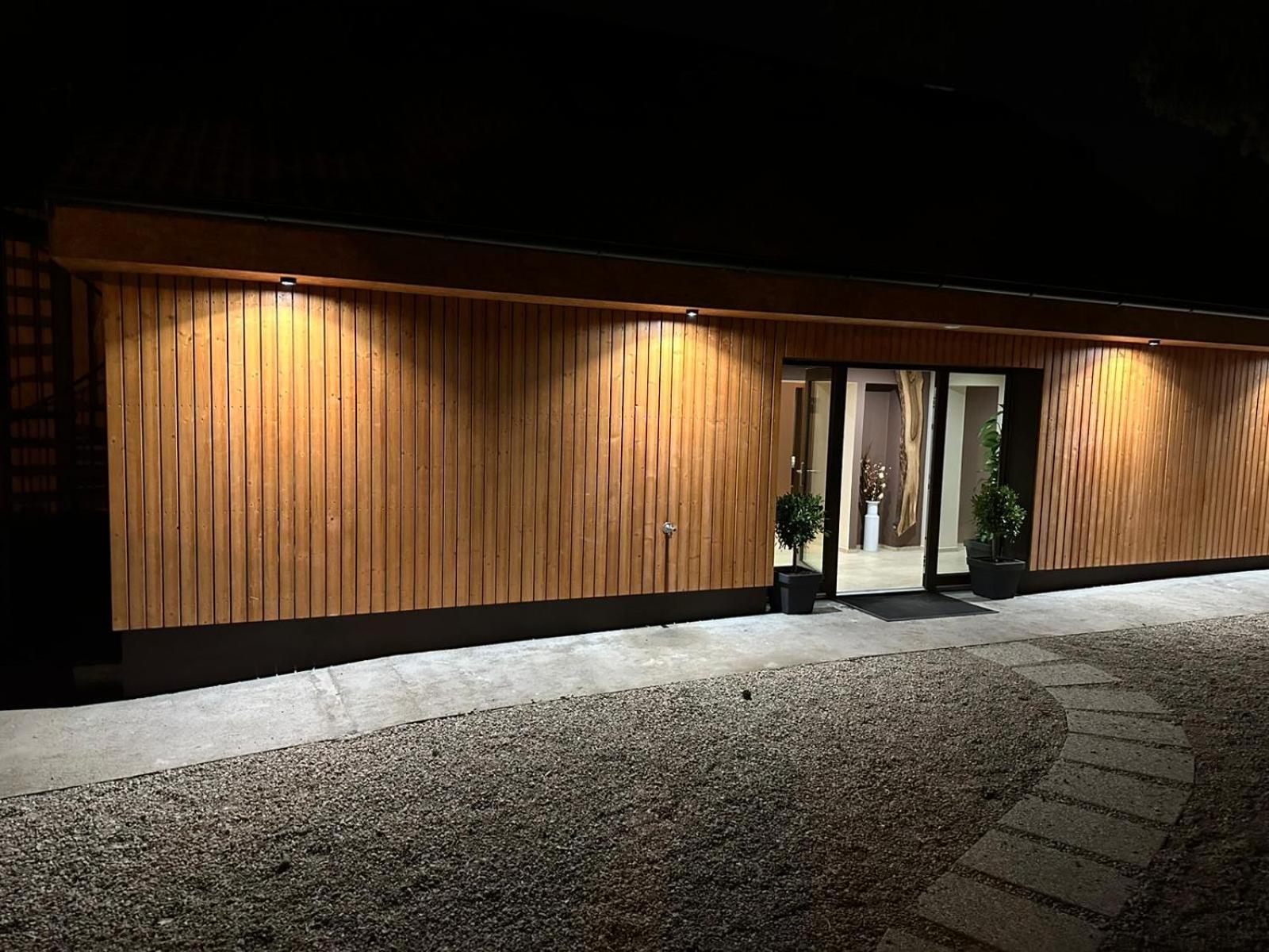 Golden Golem Hotel & Spa Prague Ngoại thất bức ảnh